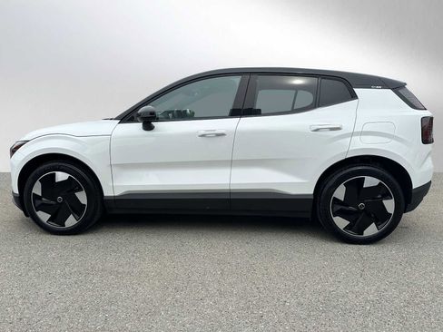 Used 2025 Volvo EX30 Plus w/ Protection Package Premier AWD/4WD image 6