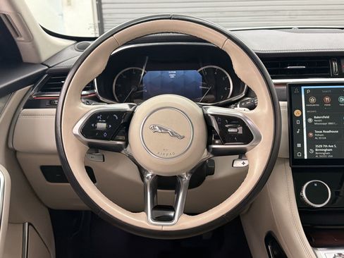 Used 2023 Jaguar F-PACE S AWD/4WD image 11