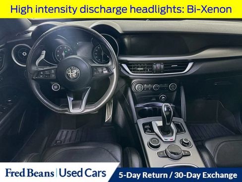 Used 2022 Alfa Romeo Stelvio Veloce AWD/4WD image 29