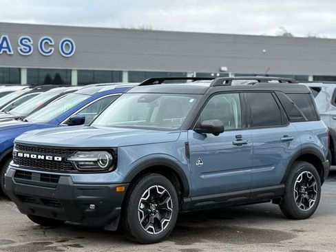 Certified 2025 Ford Bronco Sport Outer Banks w/ Outer Banks Tech Package+ image 34