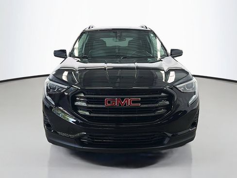 Used 2021 GMC Terrain SLT w/ Elevation Edition AWD/4WD image 2