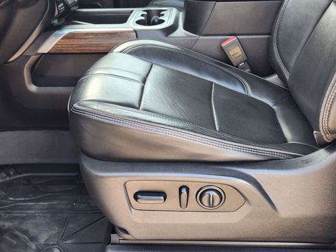 Used 2021 Chevrolet Silverado 3500 High Country image 26