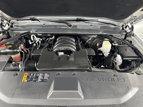 Used 2020 Chevrolet Tahoe LT image 32