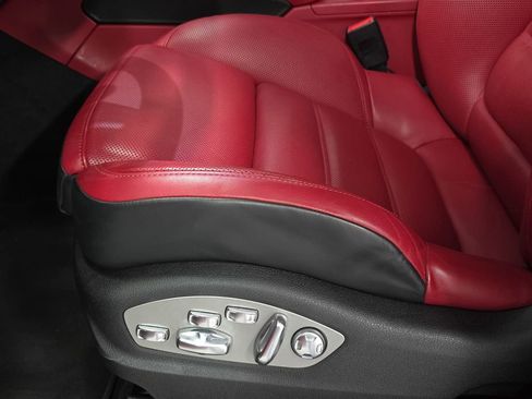 Certified 2024 Porsche Macan GTS AWD/4WD image 25