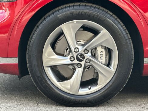 Used 2026 Genesis GV70 2.5T Select image 28