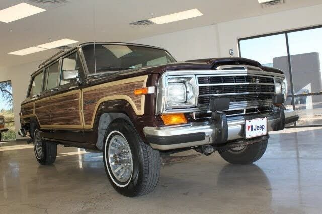 Used 1989 Jeep Grand Wagoneer AWD/4WD image 10