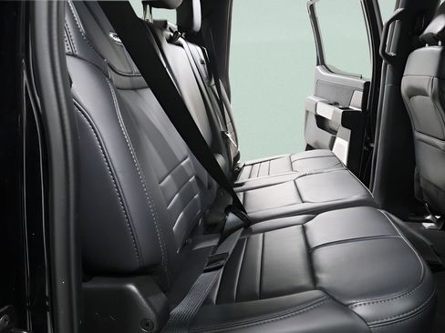 Used 2025 Ford F450 Platinum AWD/4WD image 30