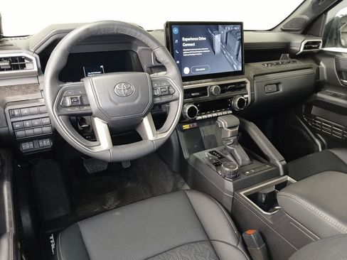 Used 2025 Toyota Tacoma Limited AWD/4WD image 8