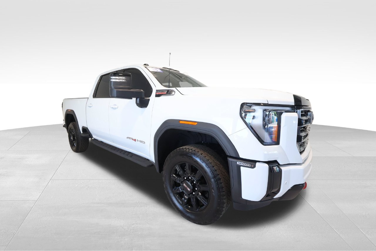 Certified 2026 GMC Sierra 3500 AT4 w/ AT4 Premium Plus Package AWD/4WD image 6
