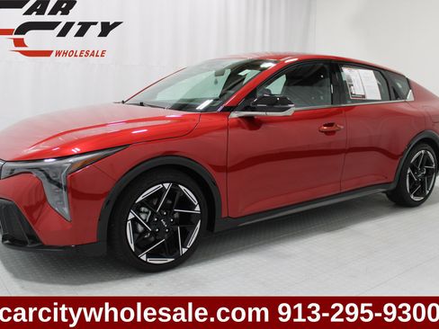 Used 2025 Kia K4 GT-Line FWD image 1