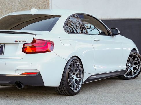 Used 2015 BMW M235i Coupe image 12
