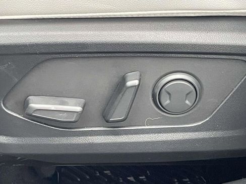 New 2026 Hyundai Tucson Limited image 18