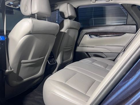 Used 2013 Cadillac XTS Luxury w/ Driver Awareness Package image 39