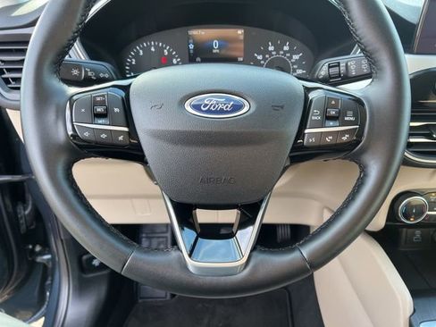 Used 2022 Ford Escape SE w/ Convenience Package image 19