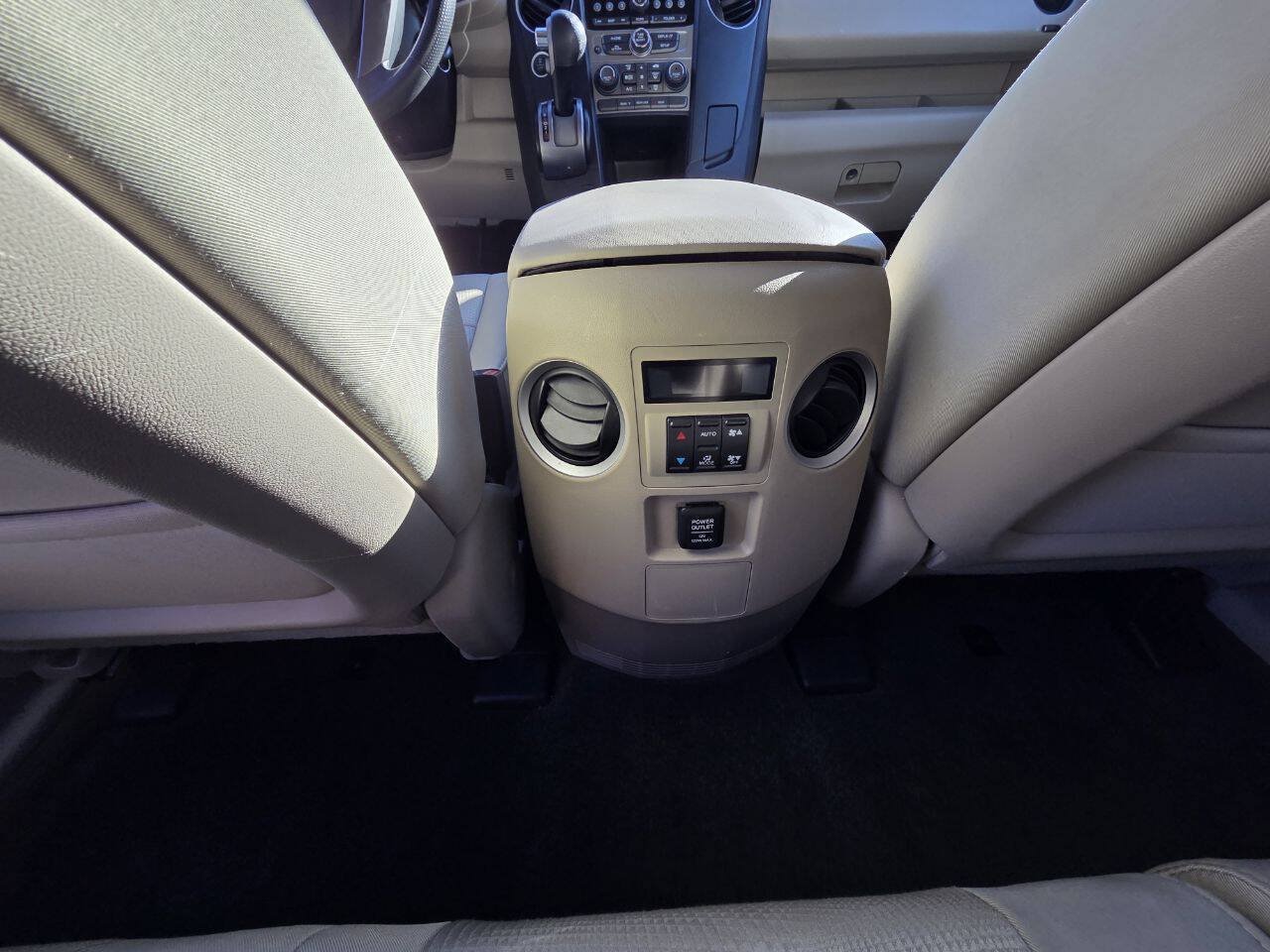 Used 2015 Honda Pilot LX image 30