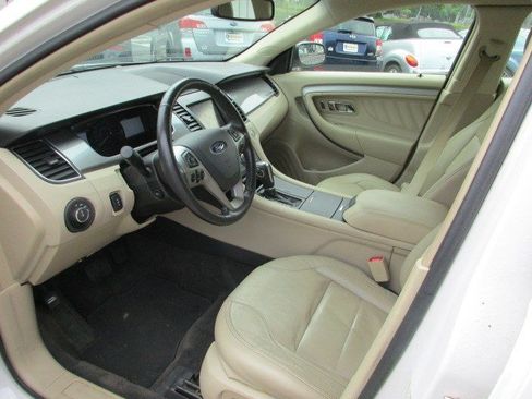 Used 2014 Ford Taurus SEL w/ Equipment Group 201A FWD image 15