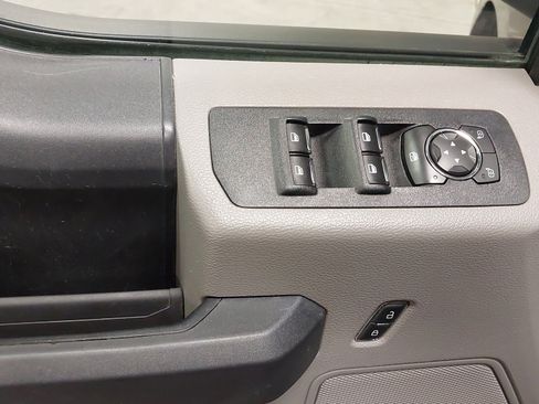 Used 2019 Ford F150 XL w/ Equipment Group 101A Mid AWD/4WD image 25