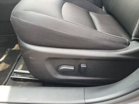 Used 2024 Nissan Altima 2.5 SV FWD image 13