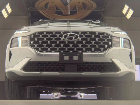 Used 2022 Hyundai Santa Fe SEL w/ Cargo Package AWD/4WD image 4