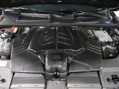 Used 2019 Lamborghini Urus AWD/4WD image 45
