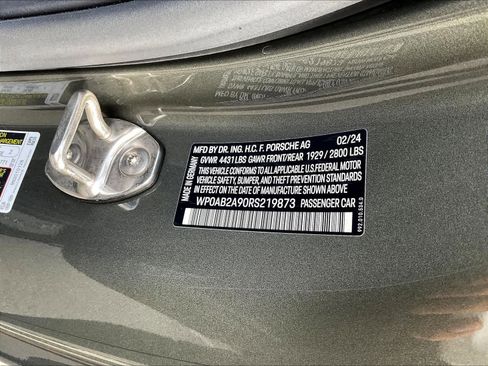 Used 2024 Porsche 911 Carrera 4S image 31