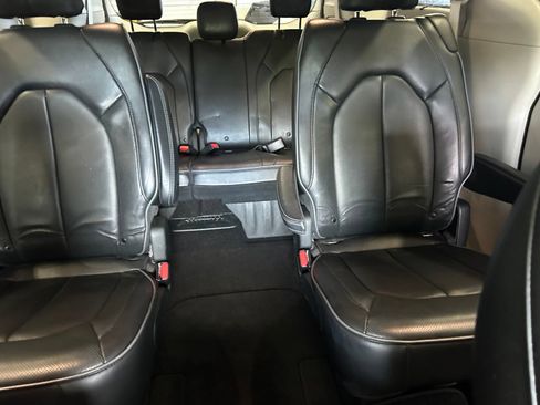 Used 2020 Chrysler Pacifica Limited FWD image 23