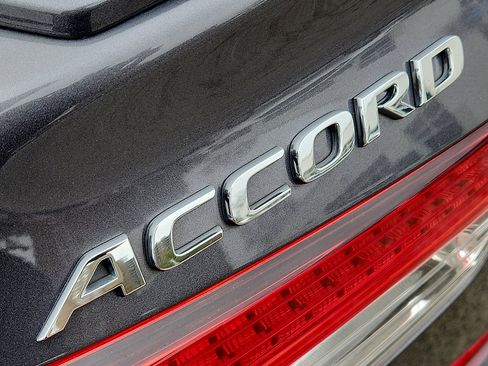 Used 2020 Honda Accord Sport image 29