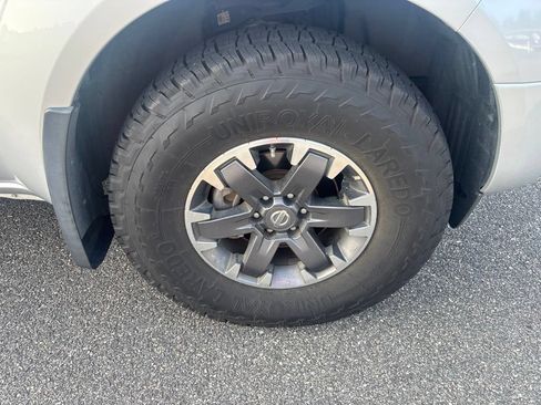Used 2019 Nissan Frontier PRO-4X AWD/4WD image 9