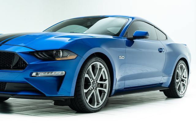 Used 2019 Ford Mustang GT Premium RWD image 9