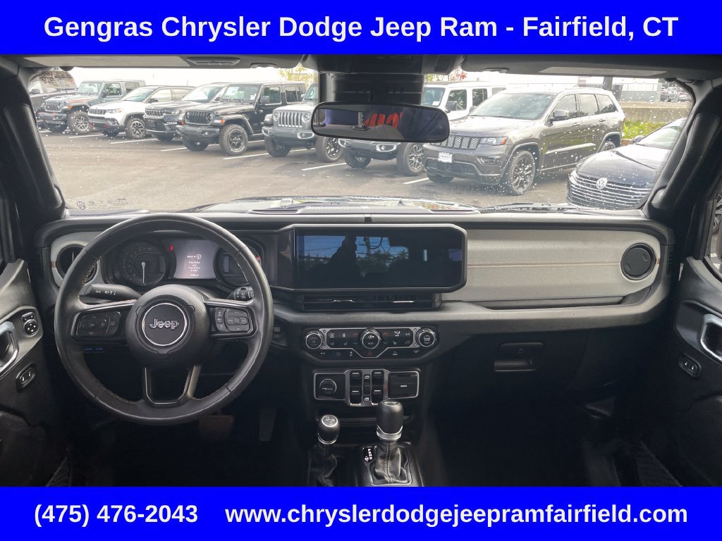 Used 2024 Jeep Wrangler Unlimited w/ Convenience Group AWD/4WD image 61