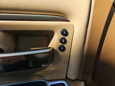 Used 2022 RAM 2500 Limited image 30