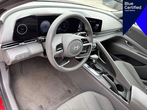 Used 2024 Hyundai Elantra SEL FWD image 24