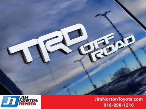 Used 2022 Toyota 4Runner TRD Off-Road Premium image 13