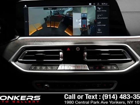 Used 2022 BMW X5 xDrive40i w/ Premium Package image 15