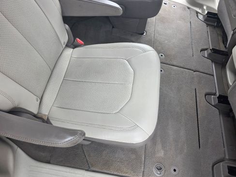 Used 2021 Chrysler Voyager Lxi FWD image 27