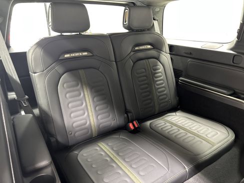 Used 2024 Rivian R1S Adventure AWD/4WD image 22