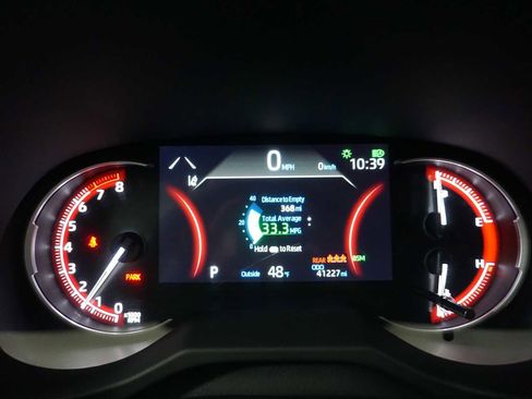 Used 2024 Toyota RAV4 XLE image 25