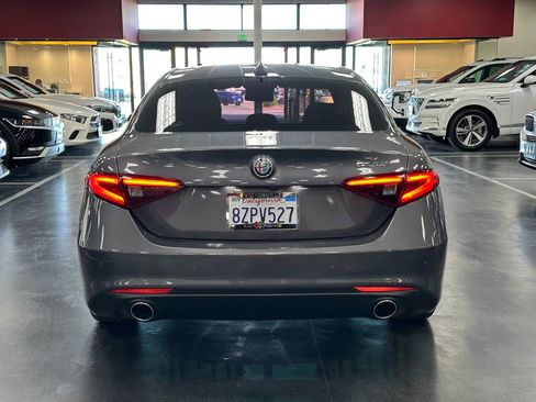Used 2018 Alfa Romeo Giulia Ti w/ TI Leather Package RWD image 6