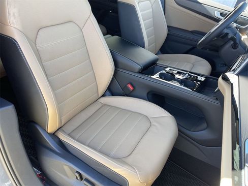 New 2026 Volkswagen Atlas Cross Sport SEL R-Line image 7