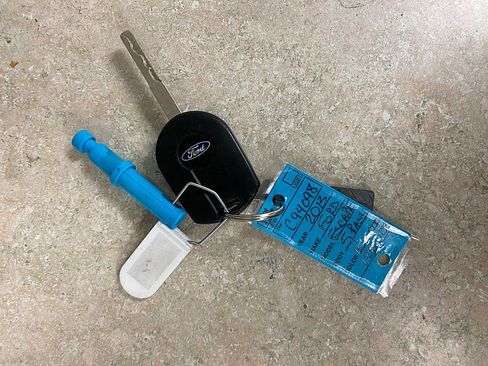 Used 2013 Ford Escape SE image 19