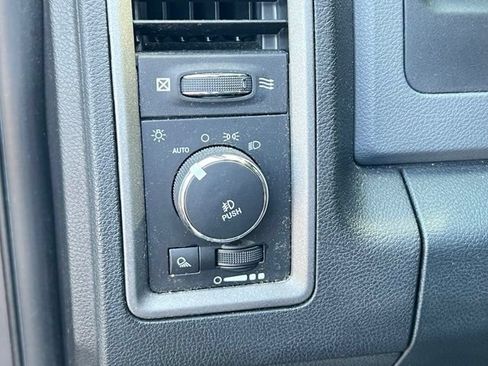 Used 2016 RAM 1500 Express w/ Popular Equipment Group RWD image 19