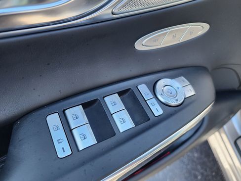 Used 2024 Genesis GV70 3.5T Sport w/ Sport Prestige Package image 26