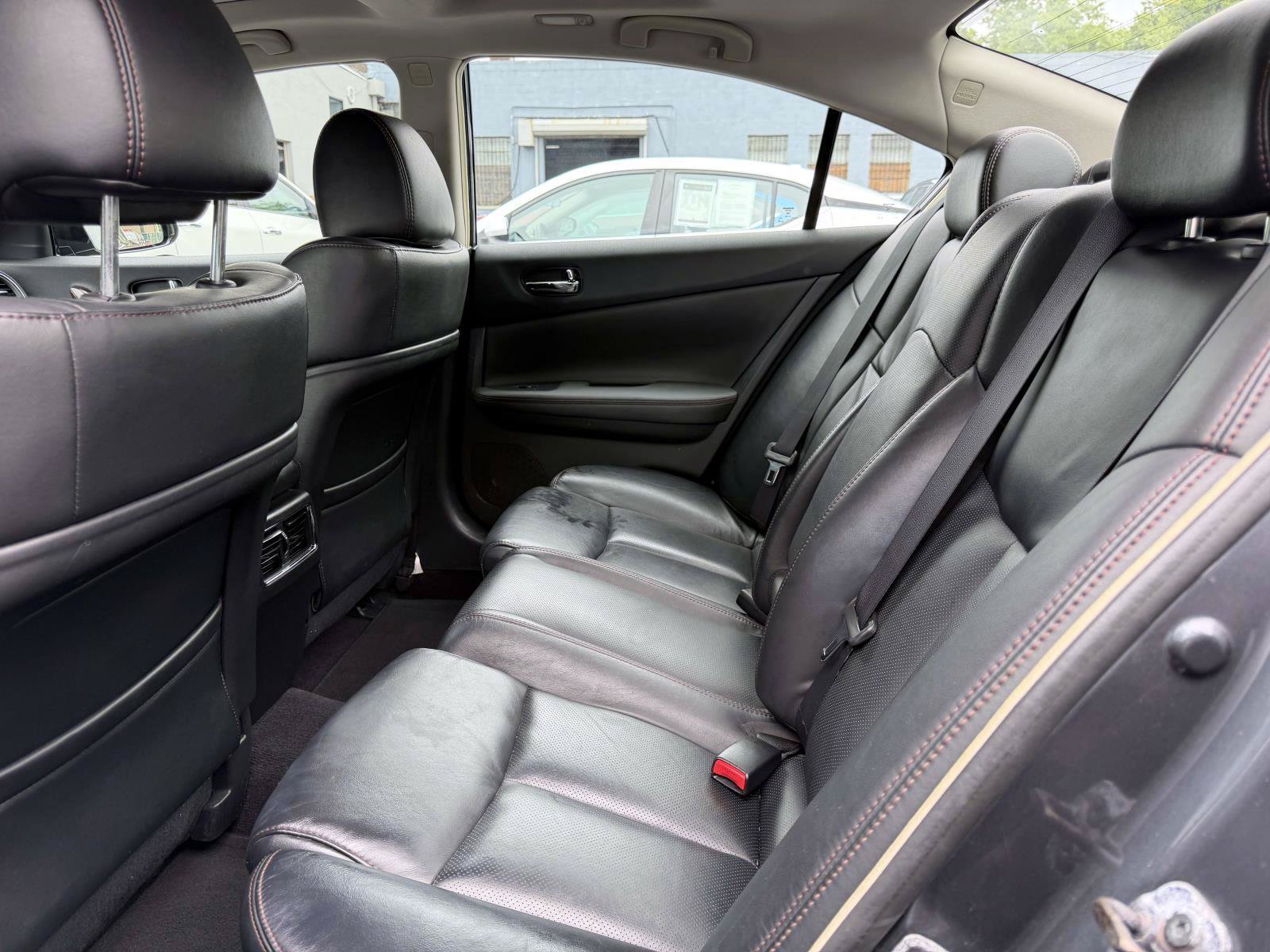 Used 2010 Nissan Maxima 3.5 SV w/ Premium Pkg FWD image 11
