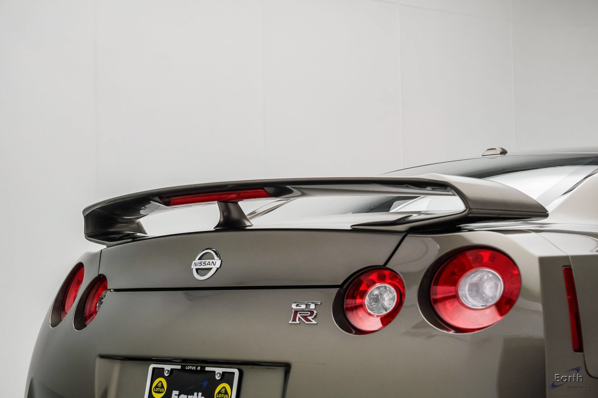 Used 2009 Nissan GT-R Premium AWD/4WD image 22