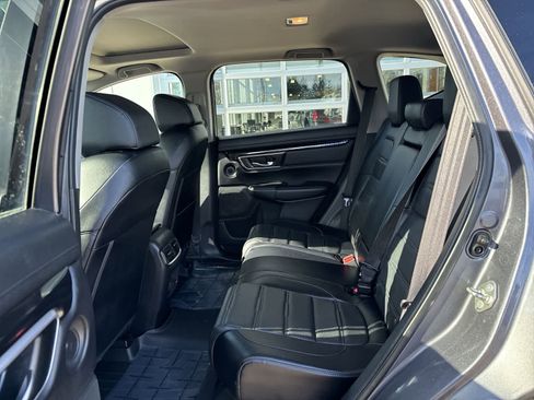 Used 2018 Honda CR-V Touring image 7