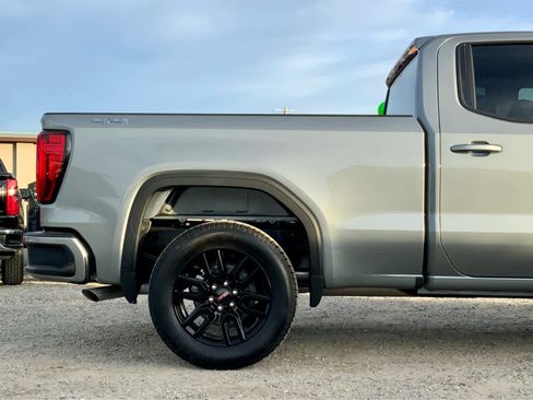 New 2026 GMC Sierra 1500 Elevation image 13