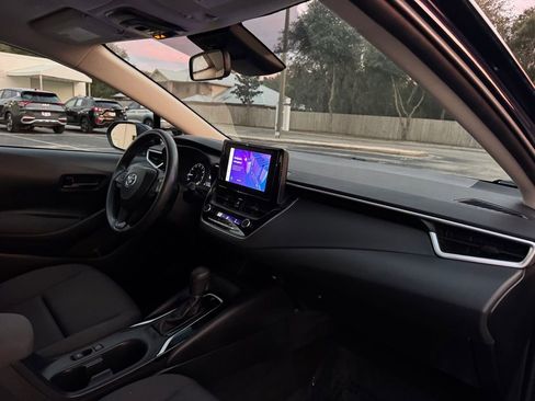 Used 2023 Toyota Corolla LE image 28