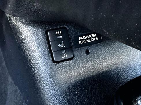 Used 2017 Toyota Prius Prime Advanced image 34