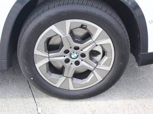 Certified 2023 BMW X1 xDrive28i w/ Convenience Package image 13