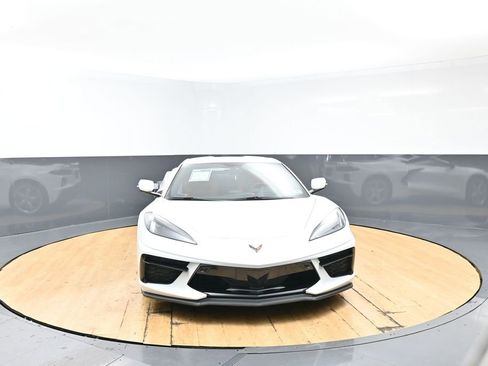 Used 2023 Chevrolet Corvette Stingray Preferred Cpe w/ Z51 Performance Package RWD image 4